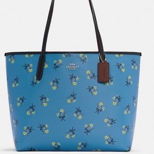 NWT Coach City Tote Floral Bow tie Design
